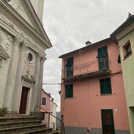 Appartamento Bilocale Mirella Carro Esterno foto